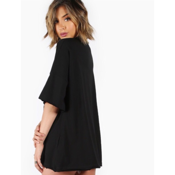 Choker V-Neck Drop Shoulder Print Tee - Picture 3 of 5